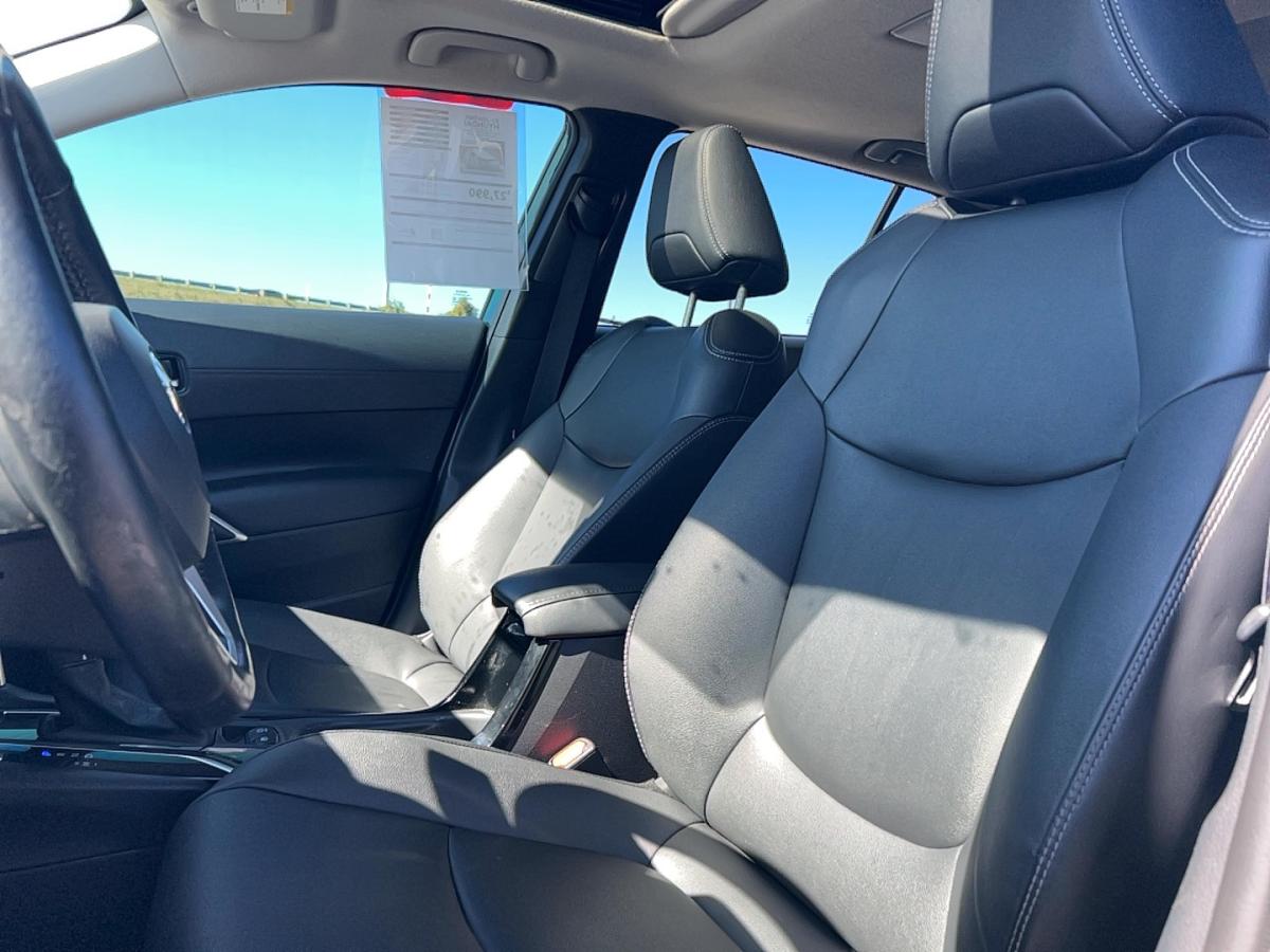 2022 Toyota Corolla Cross - Image 12