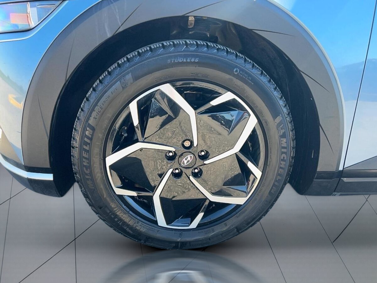 2023 Hyundai IONIQ 5 - Image 9