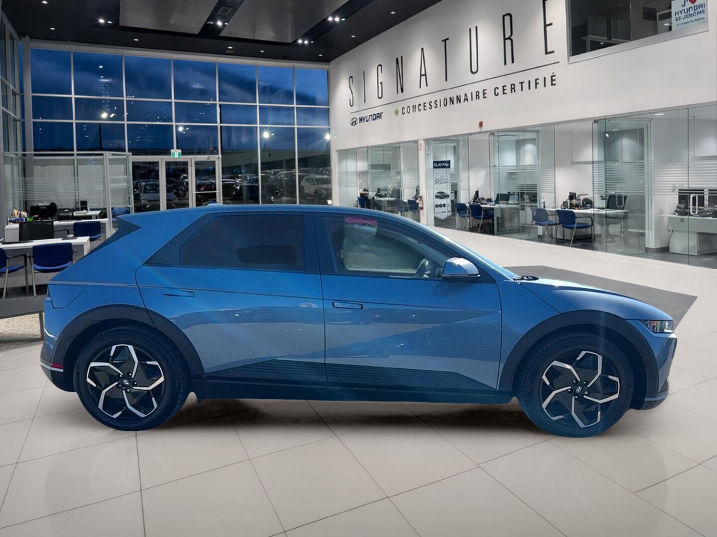 2022 Hyundai IONIQ 5 - Image 4