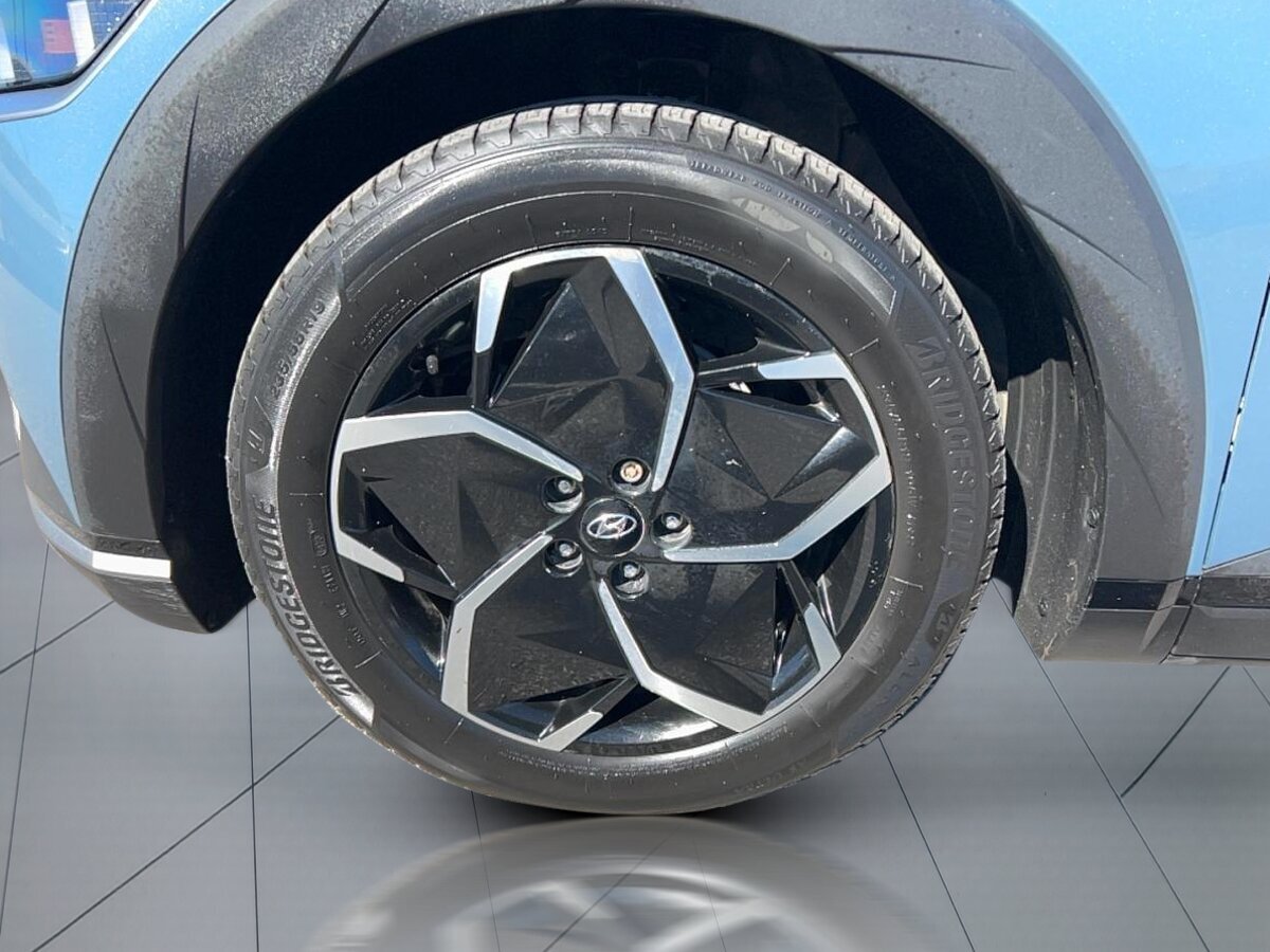 2022 Hyundai IONIQ 5 - Image 9