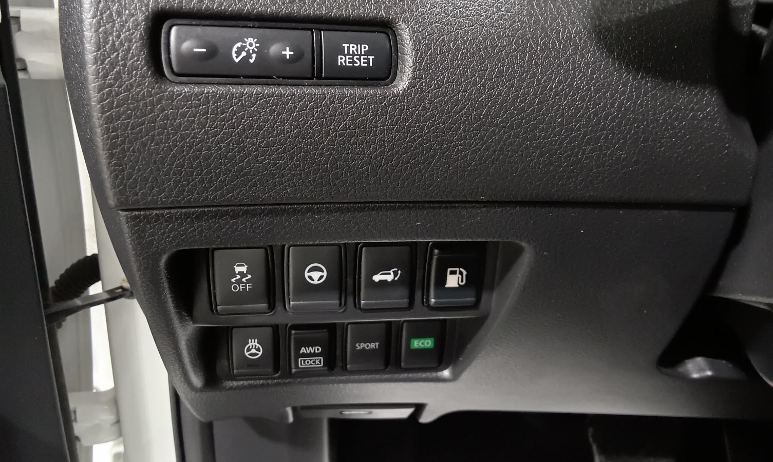 2019 Nissan Rogue - Image 25
