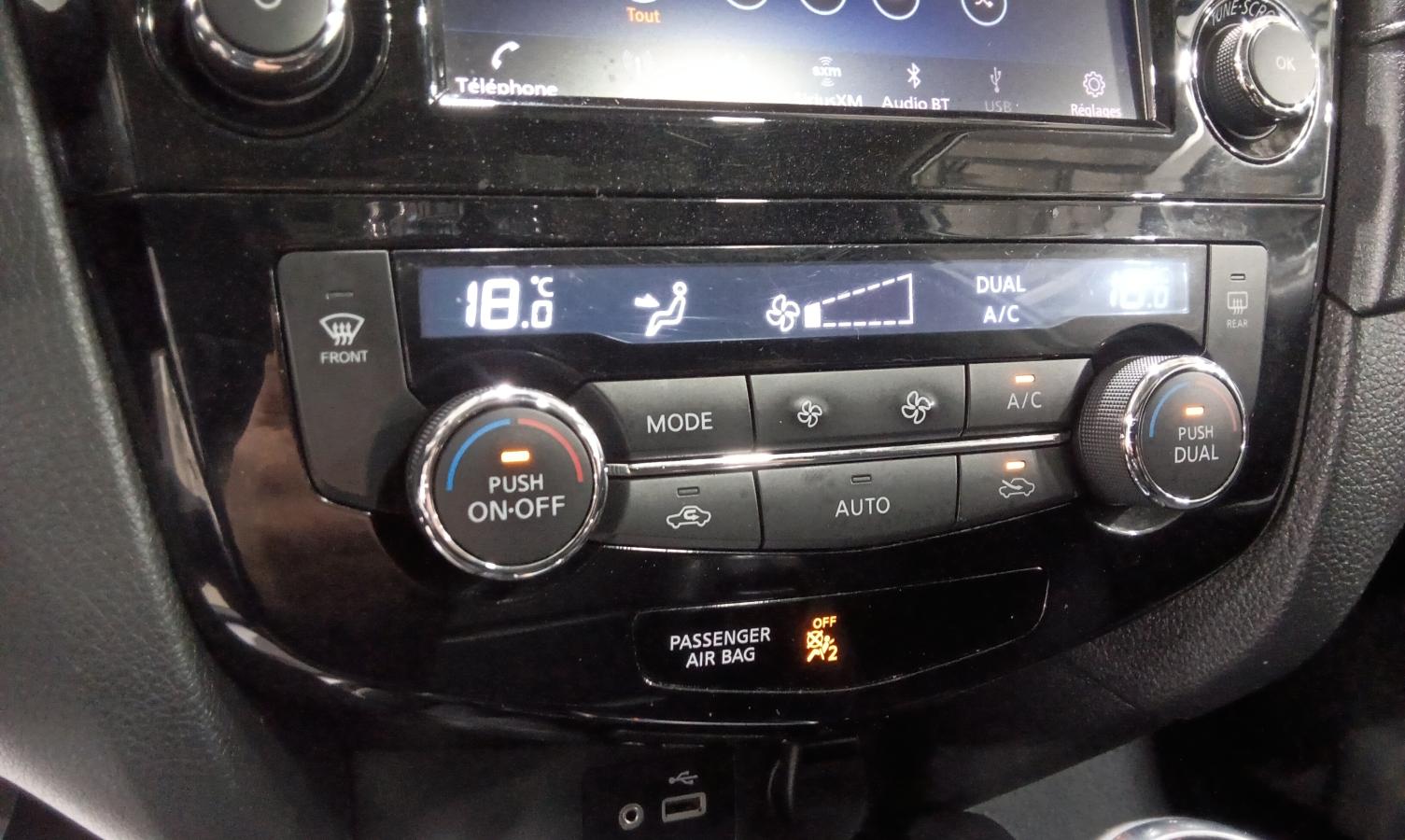 2019 Nissan Rogue - Image 27