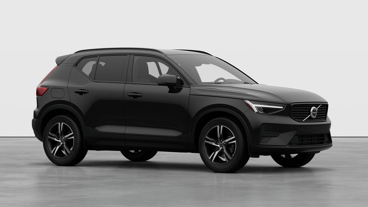 2026 Volvo XC40 - Image 3
