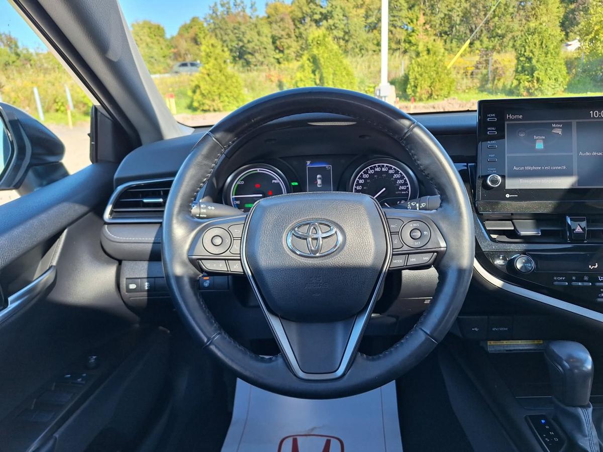 2021 Toyota Camry - Image 10