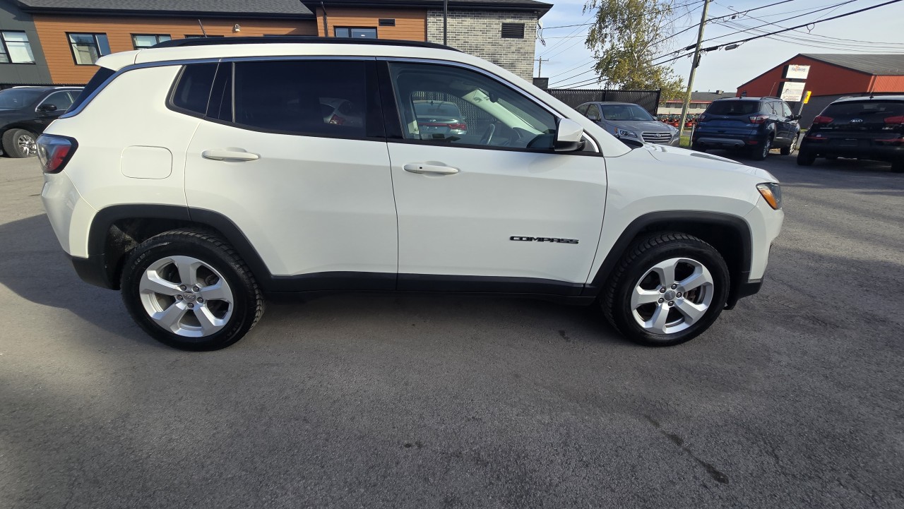 2017 Jeep Compass - Image 2
