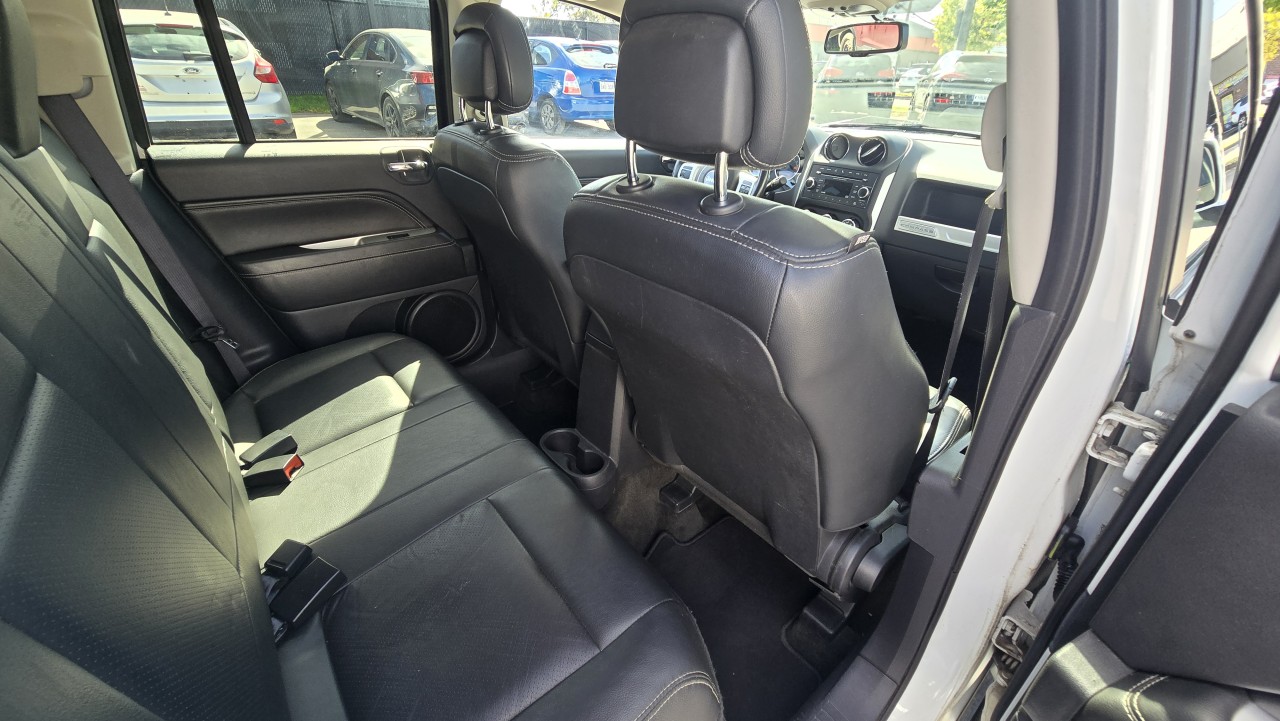 2017 Jeep Compass - Image 14