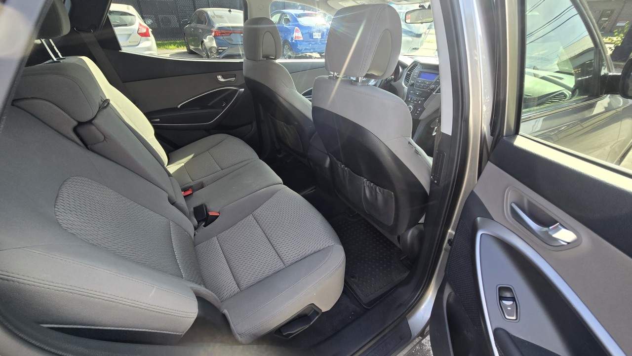 2015 Hyundai Santa Fe Sport - Image 13