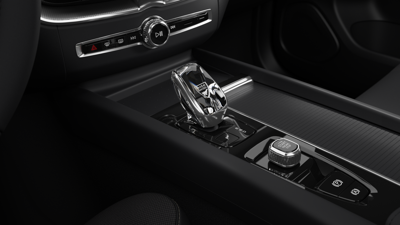2026 Volvo XC60 Plug-in hybrid - Image 11