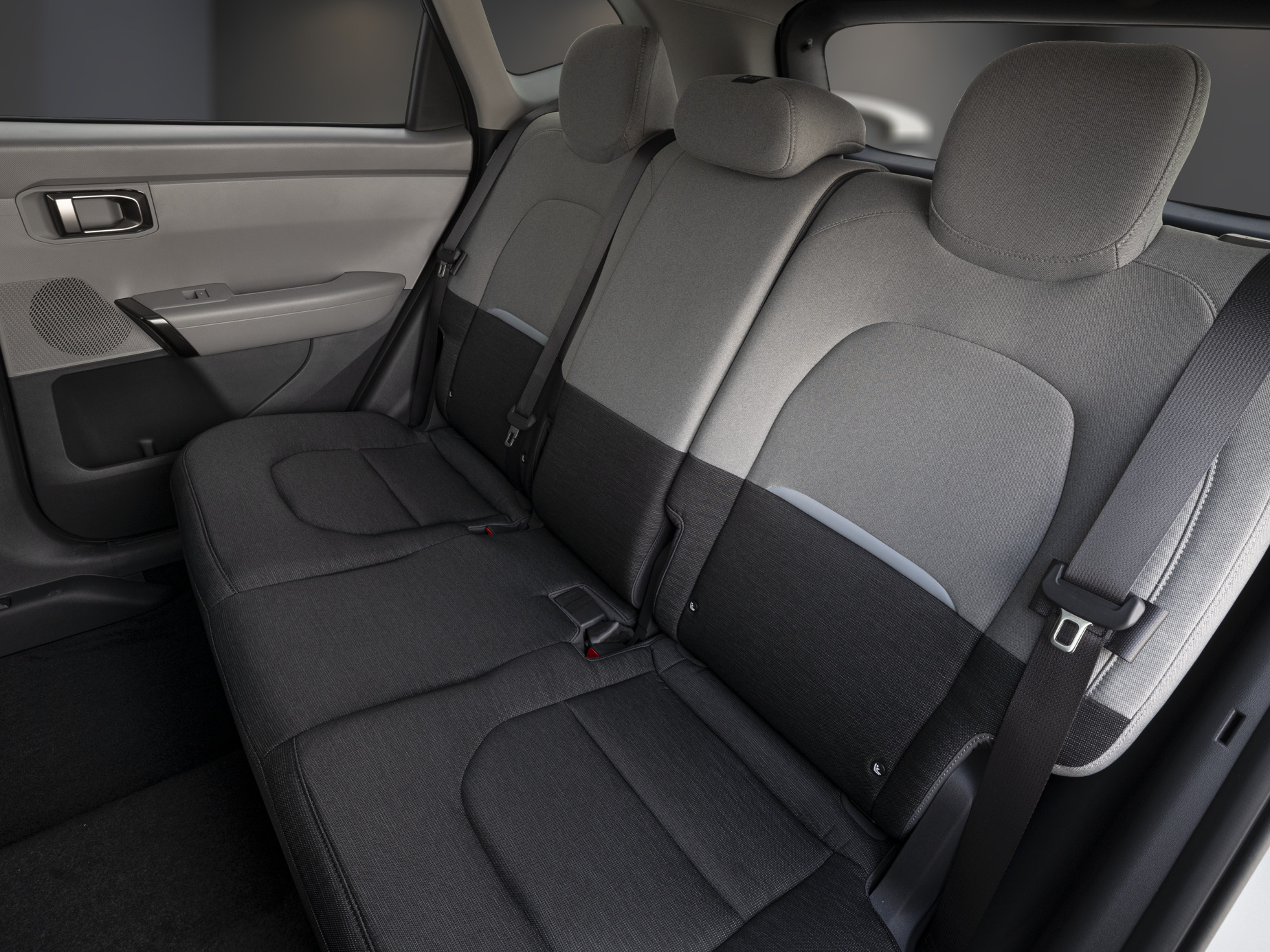 2027 Kia Seltos - Image 9