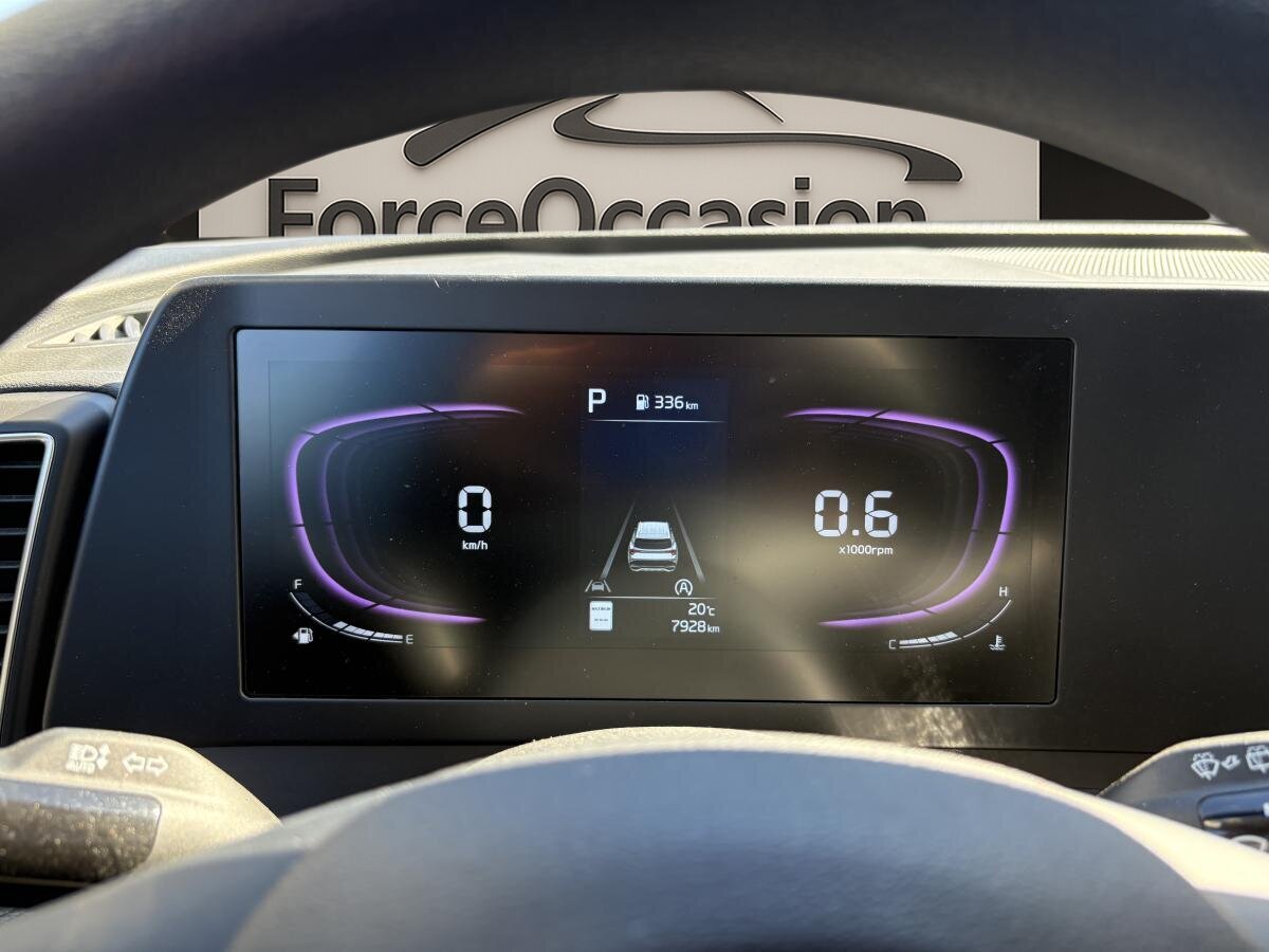 2025 Kia Sportage - Image 15