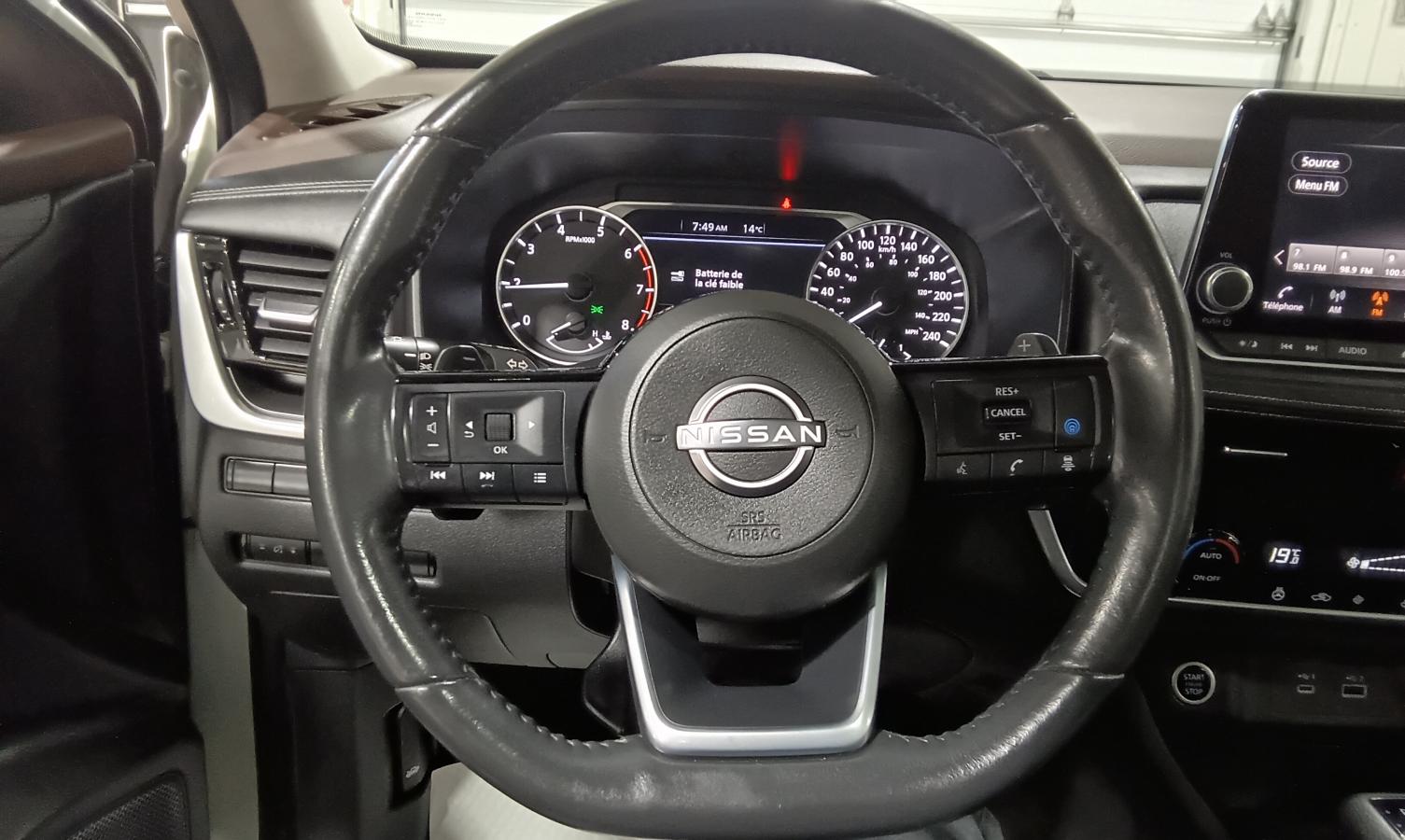 2022 Nissan Rogue - Image 15
