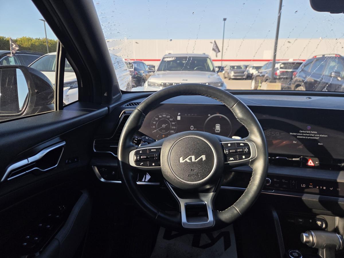2025 Kia Sportage - Image 9