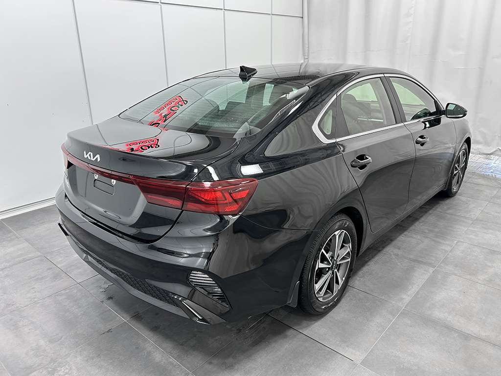 2023 Kia Forte - Image 6