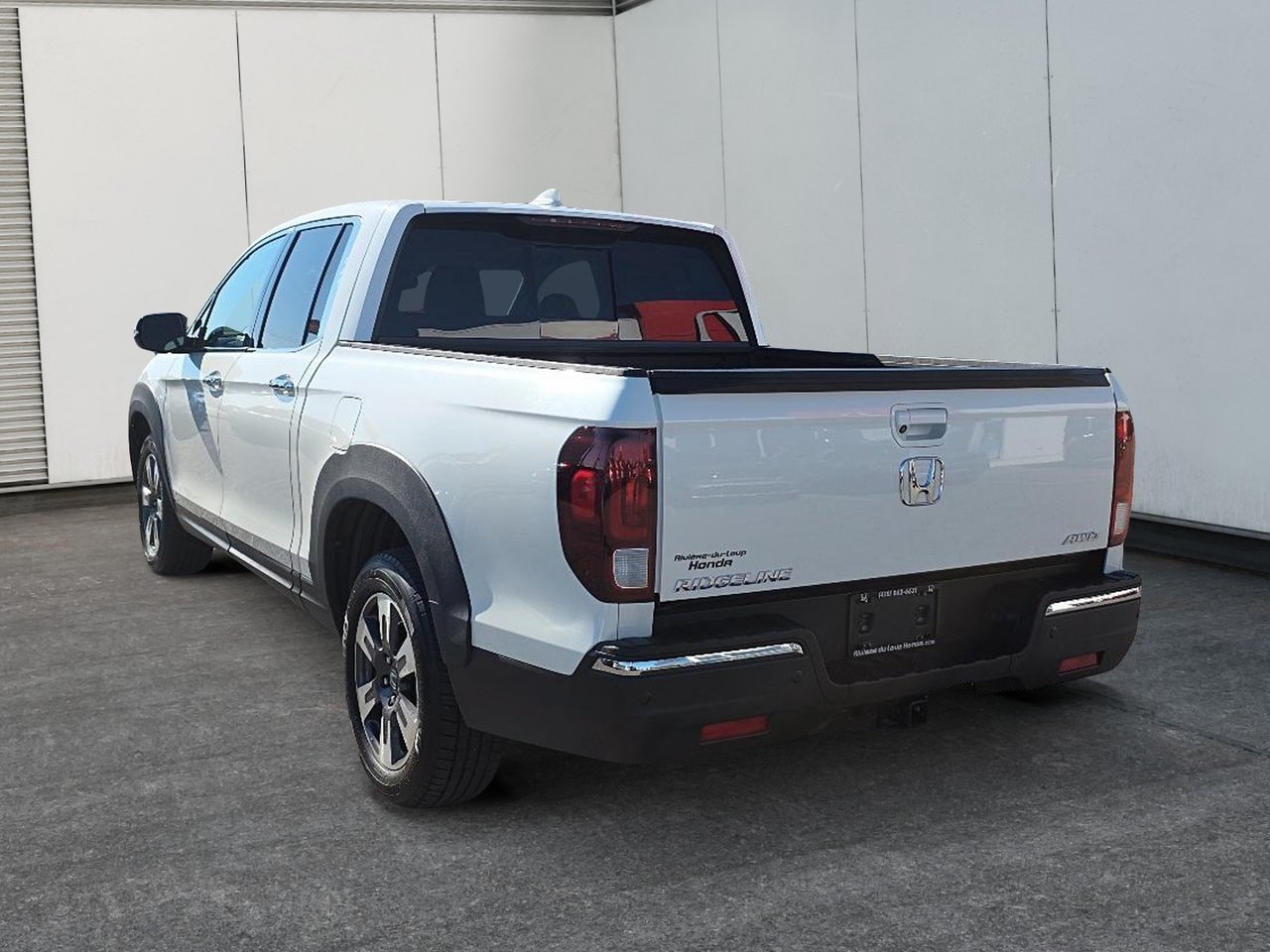 2018 Honda Ridgeline - Image 4