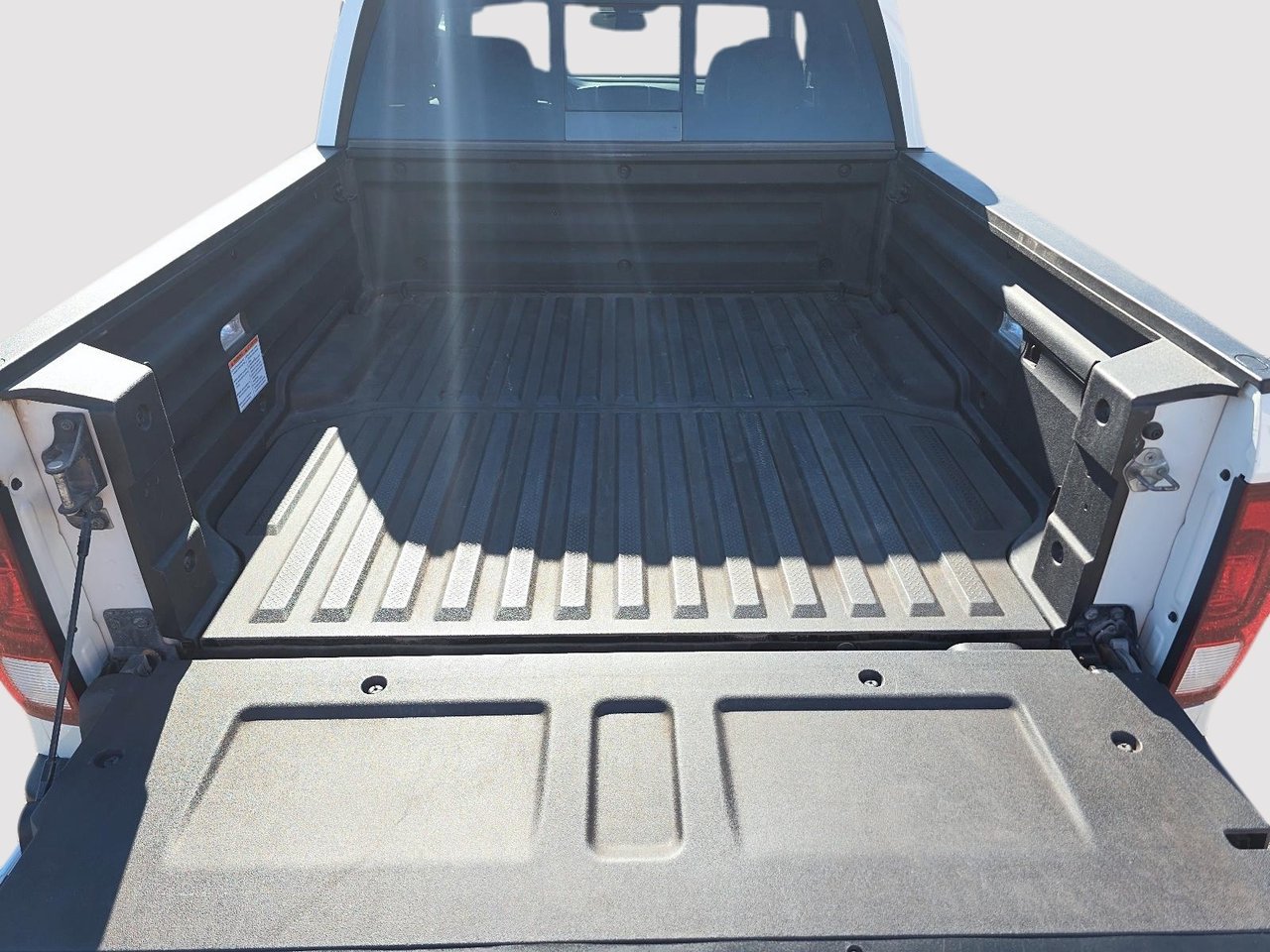 2018 Honda Ridgeline - Image 14