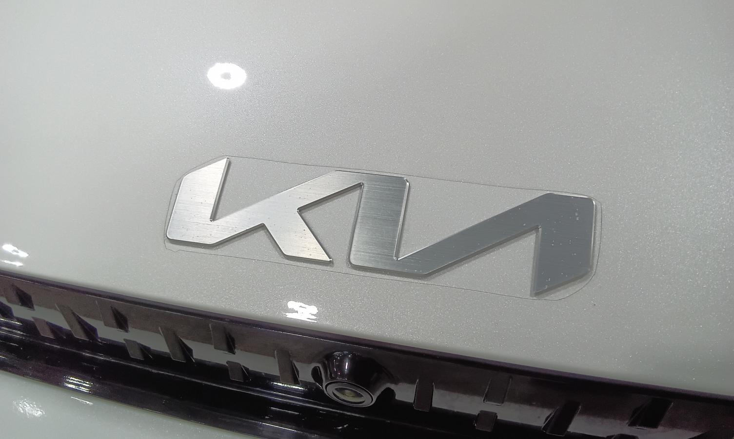 2024 Kia EV6 - Image 11