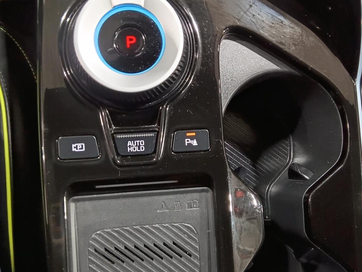 2024 Kia EV6 - Image 23