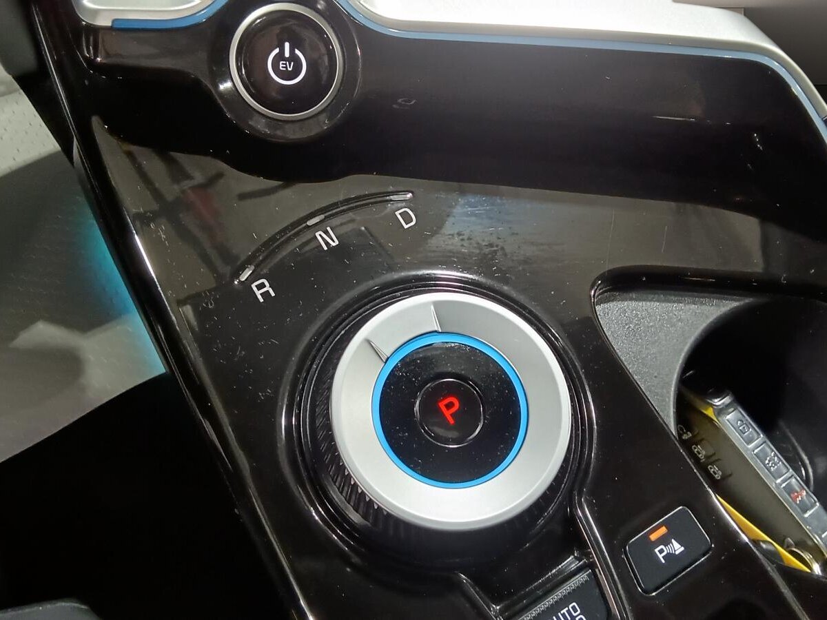 2024 Kia EV6 - Image 29
