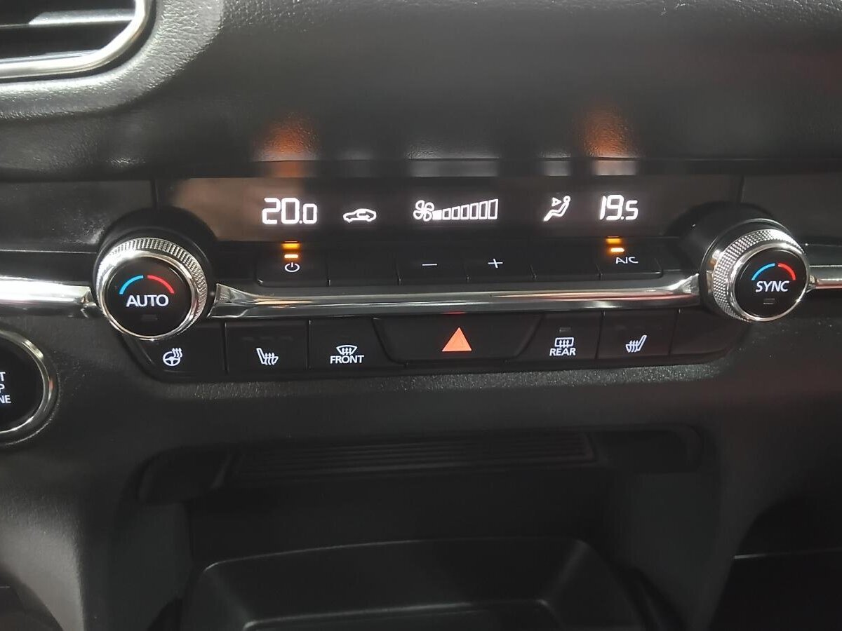 2023 Mazda CX-30 - Image 21