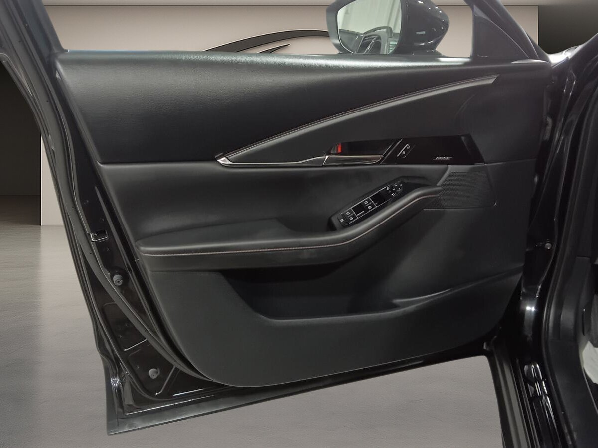 2023 Mazda CX-30 - Image 25