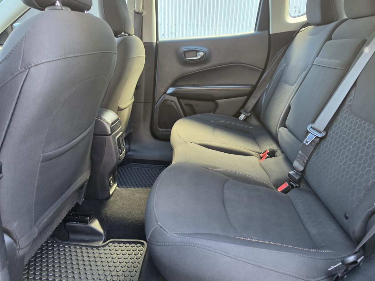2020 Jeep Compass - Image 14