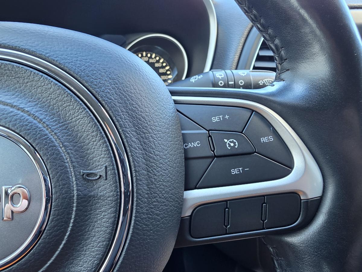 2020 Jeep Compass - Image 19