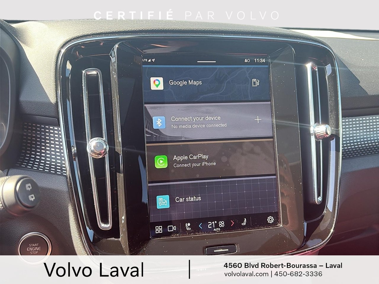 2025 Volvo XC40 - Image 16