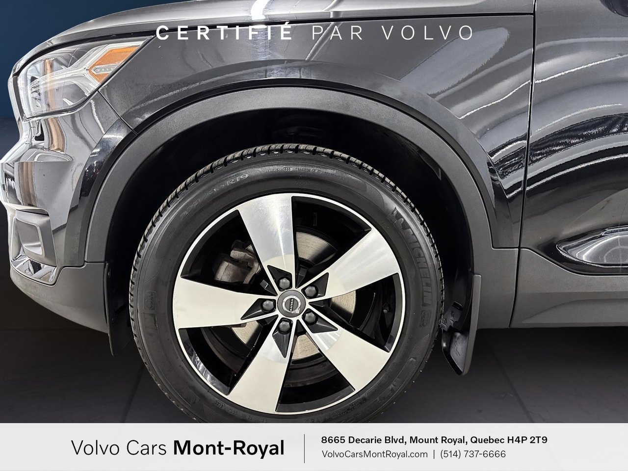 2022 Volvo XC40 - Image 6