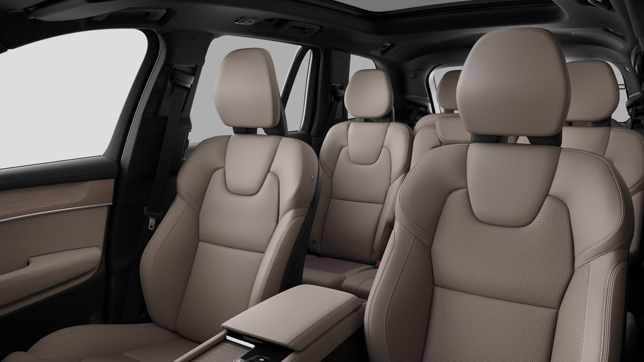 2027 Volvo XC90 - Image 12