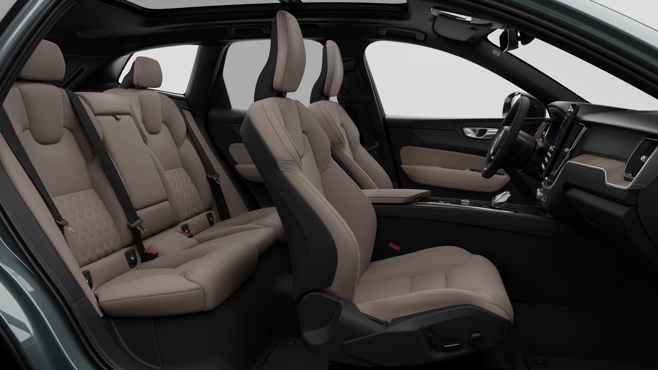 2027 Volvo XC60 - Image 13