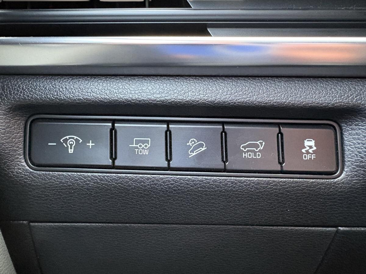 2023 Kia Telluride - Image 24