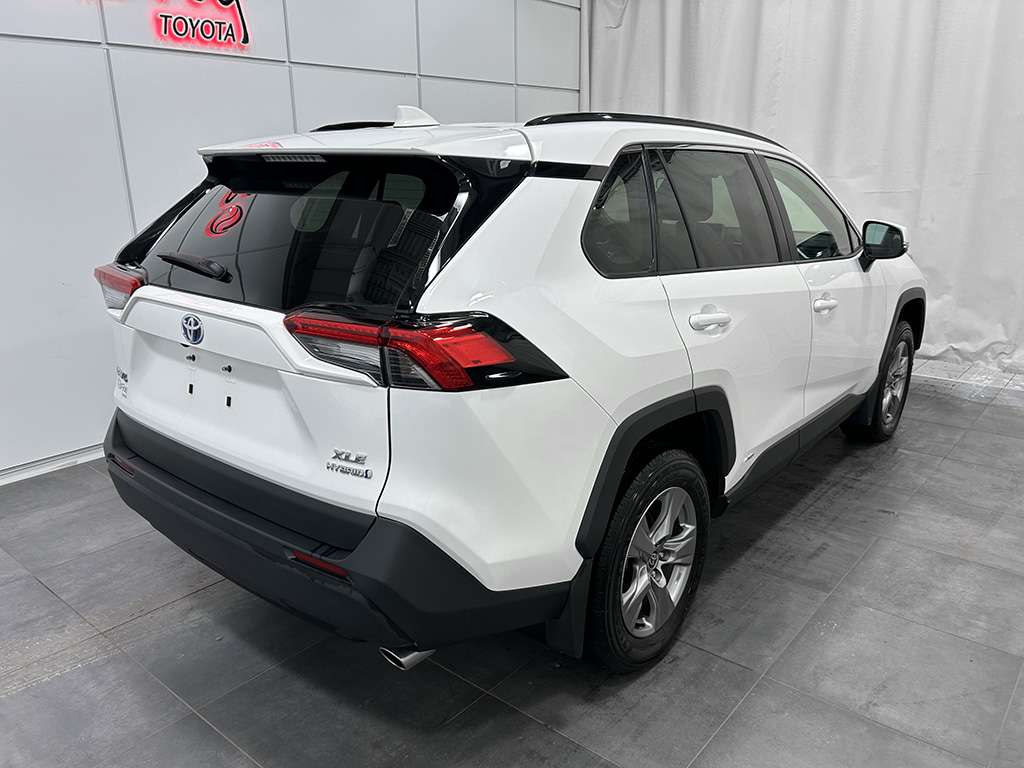 2024 Toyota Rav4 hybride - Image 6