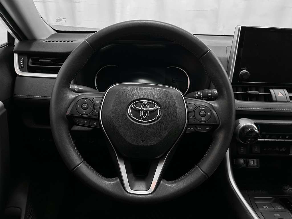 2024 Toyota Rav4 hybride - Image 11