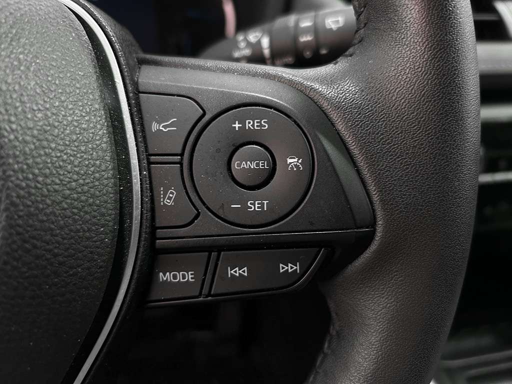2024 Toyota Rav4 hybride - Image 12