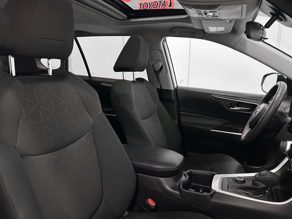2024 Toyota Rav4 hybride - Image 20