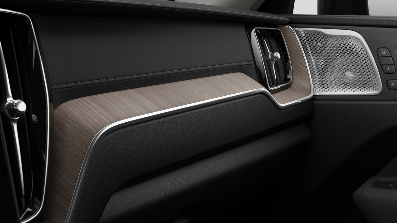 2027 Volvo XC60 Plug-in hybrid - Image 9