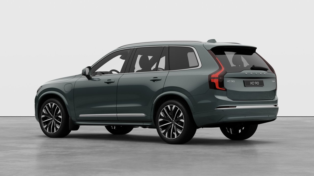 2027 Volvo XC90 Plug-in hybrid - Image 2
