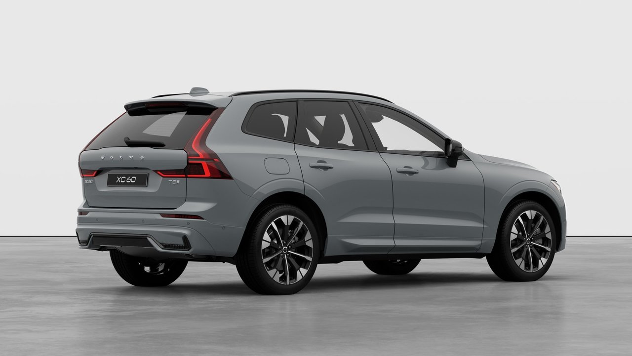 2027 Volvo XC60 Plug-in hybrid - Image 4
