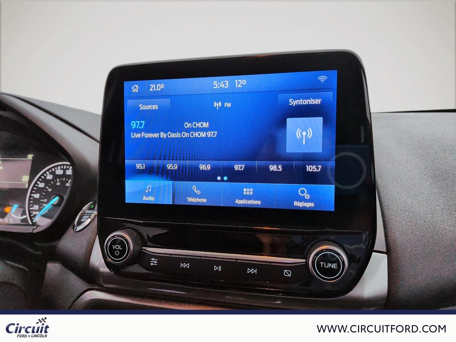 2022 Ford EcoSport - Image 19