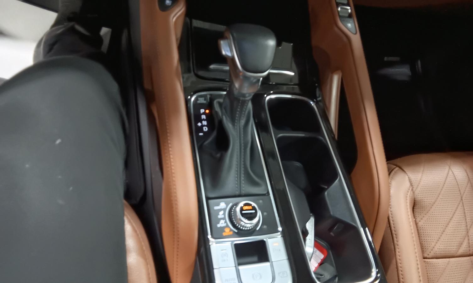 2024 Kia Telluride - Image 18