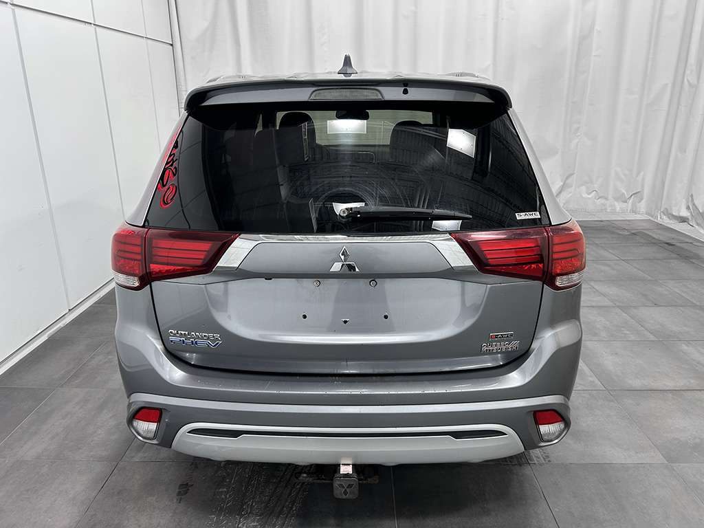 2020 Mitsubishi Outlander - Image 5