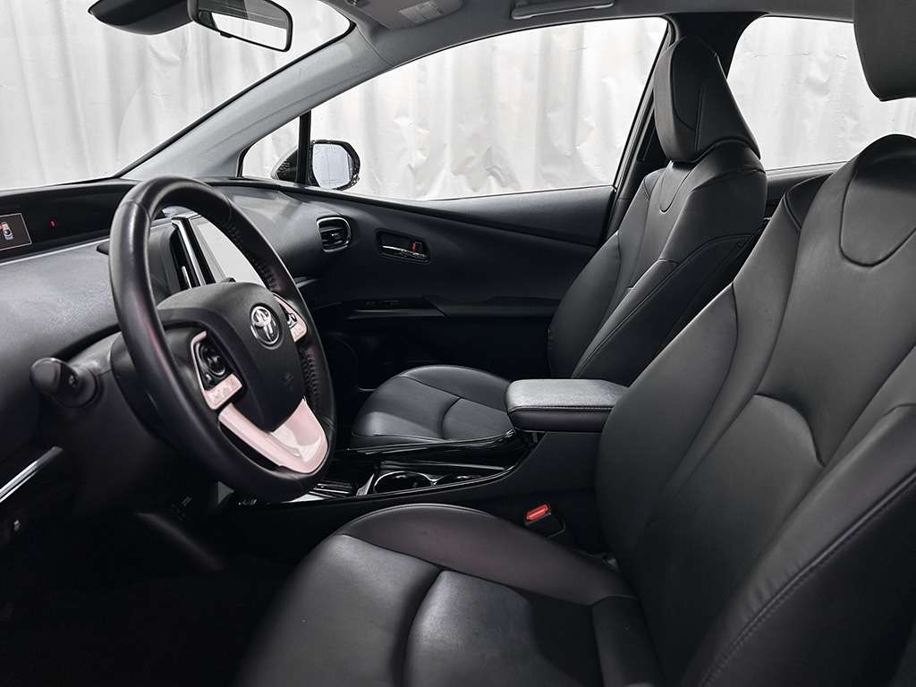 2019 Toyota Prius Prime - Image 15