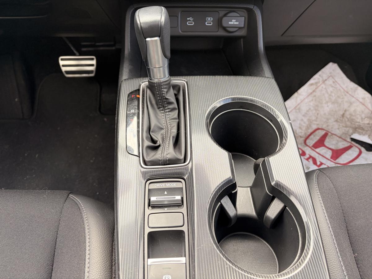 2025 Honda Civic - Image 15