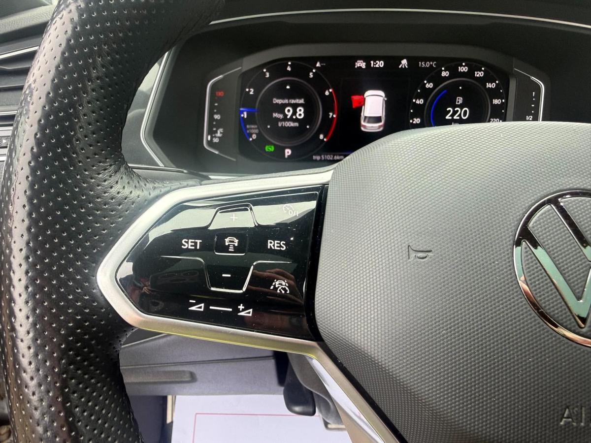 2022 Volkswagen Tiguan - Image 11