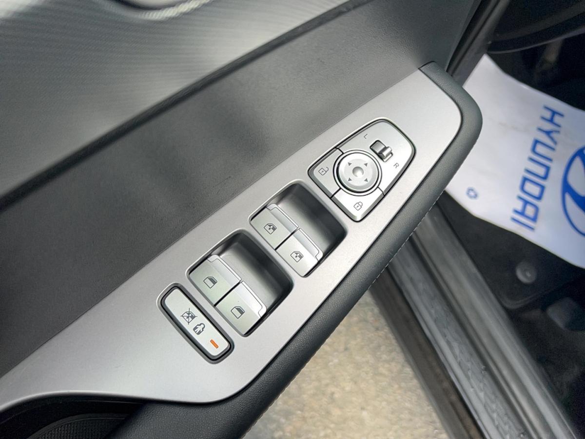 2025 Hyundai Palisade - Image 15