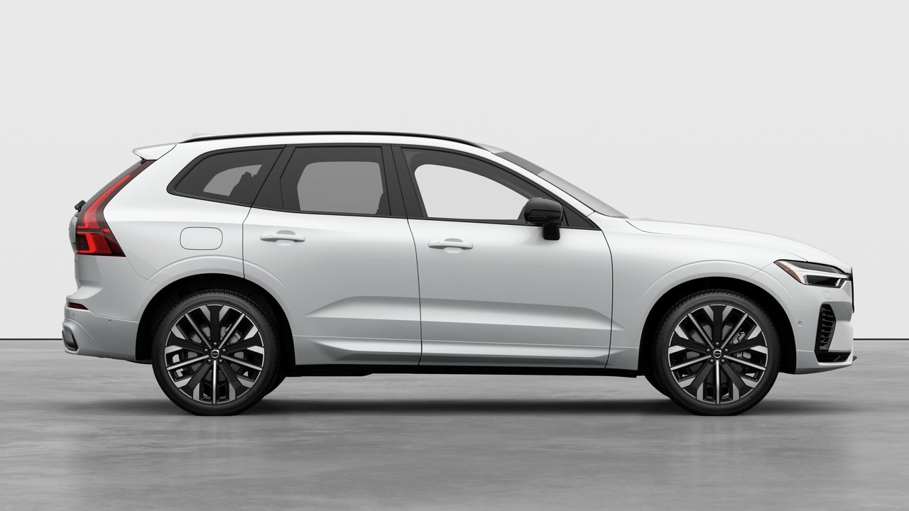 2027 Volvo XC60 Plug-in hybrid - Image 7