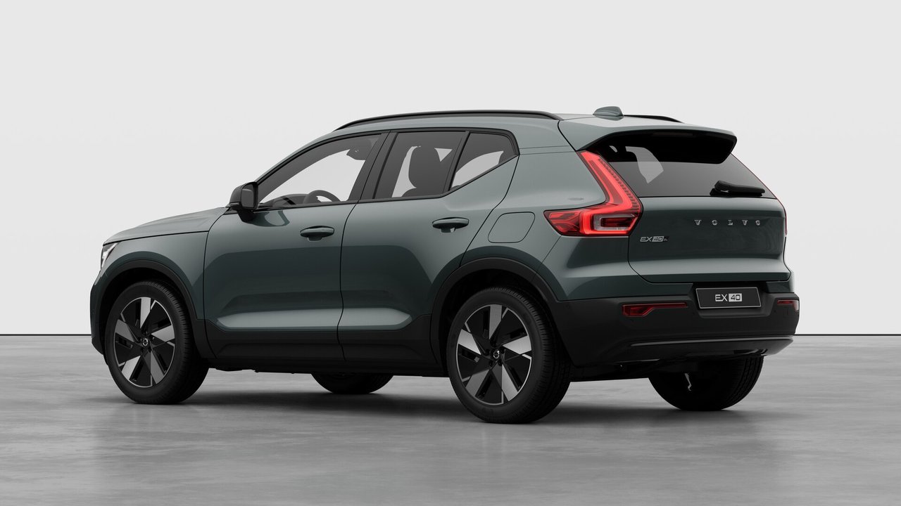 2026 Volvo EX40 - Image 2