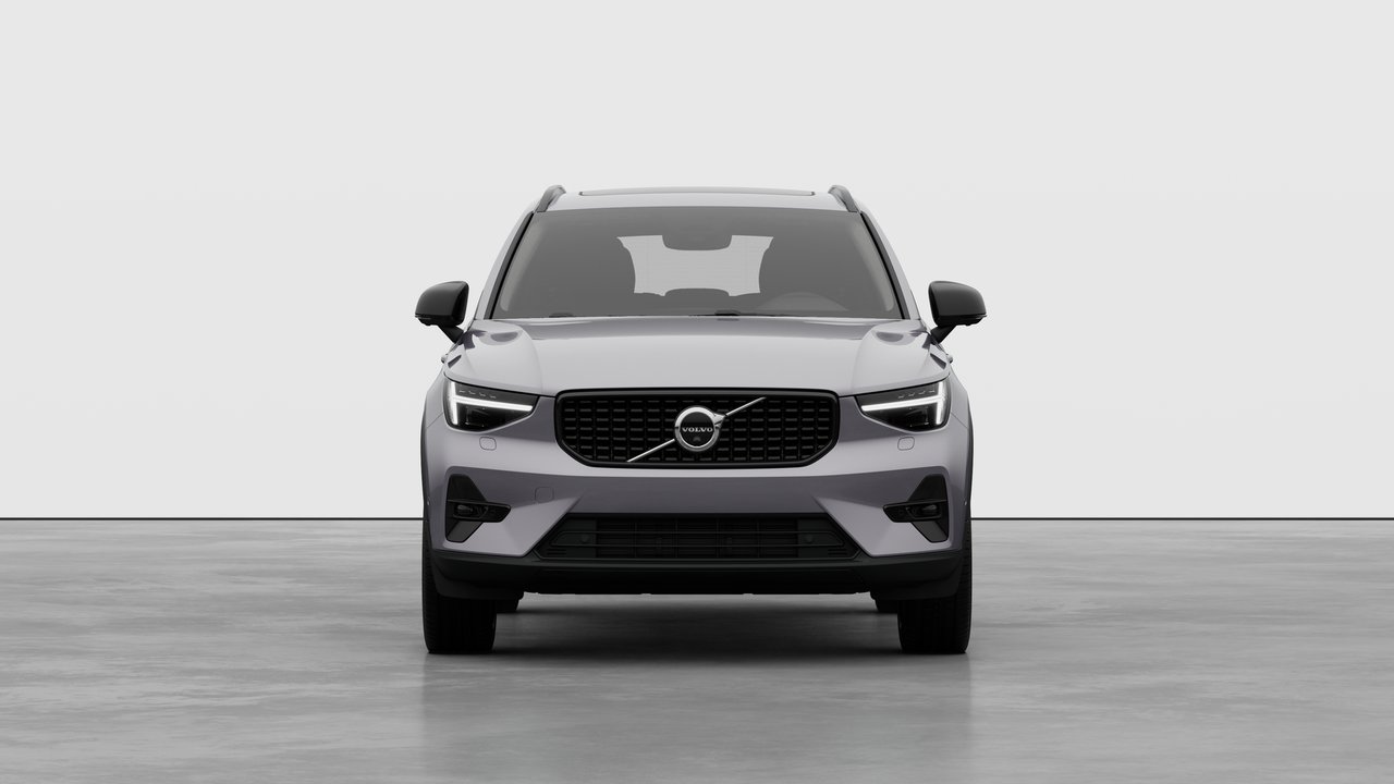 2026 Volvo XC40 - Image 5
