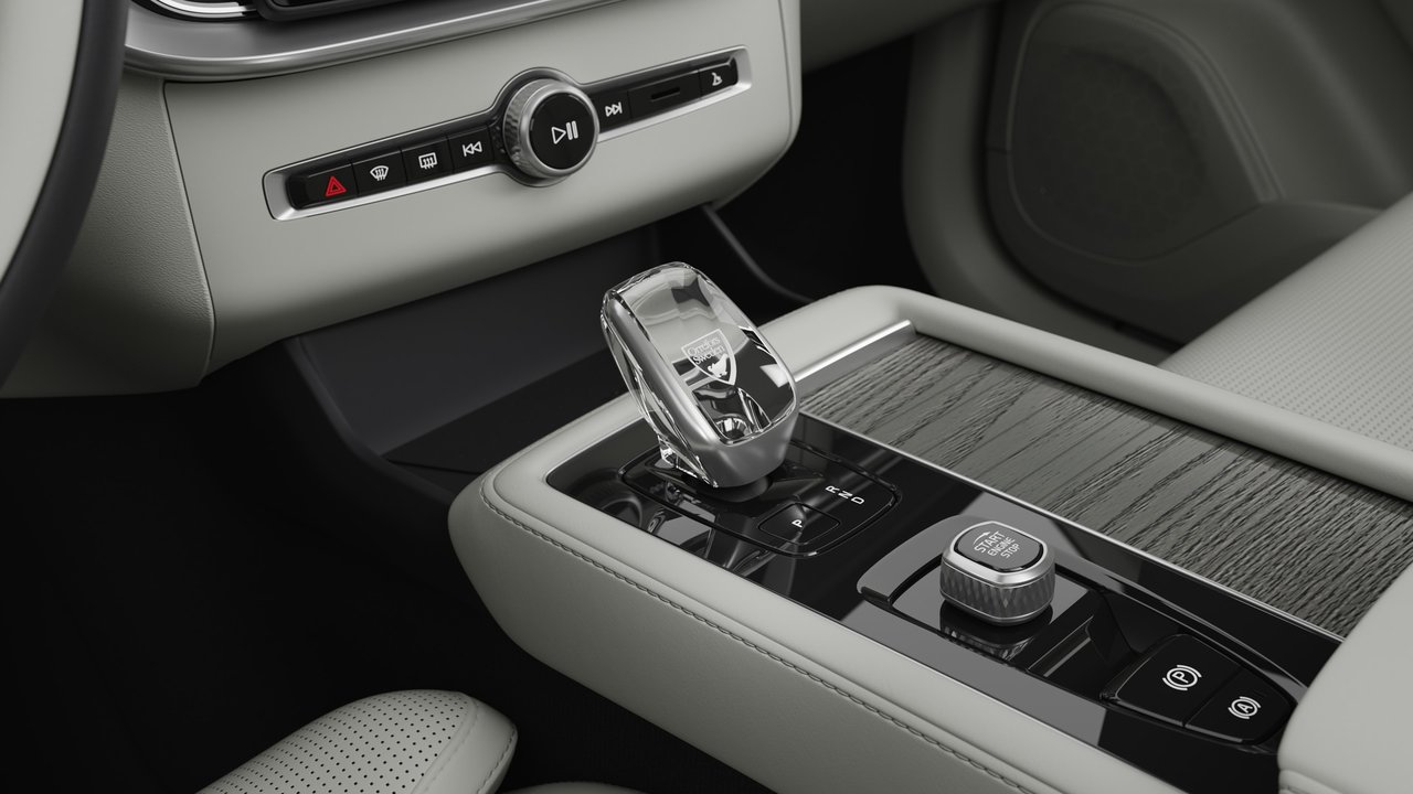2027 Volvo XC90 Plug-in hybrid - Image 11