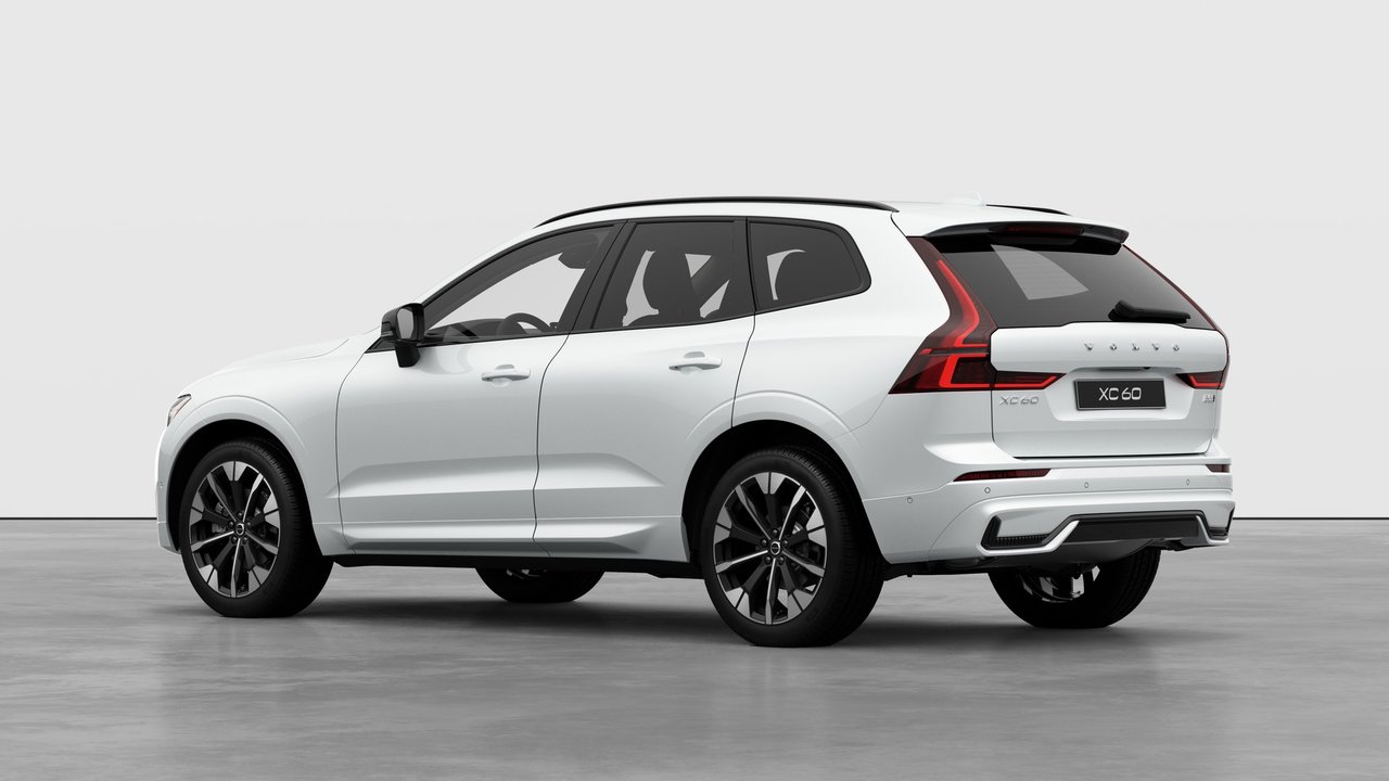 2027 Volvo XC60 - Image 2